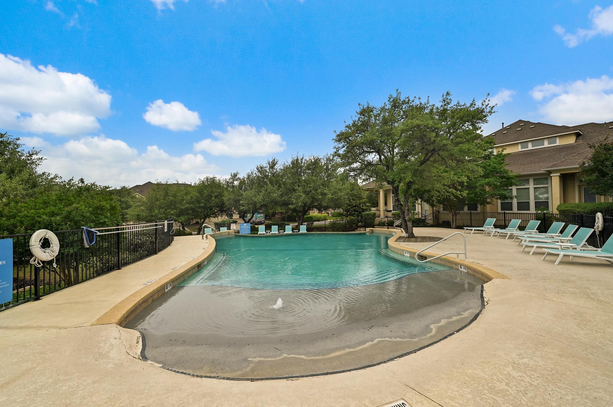 Photo 30