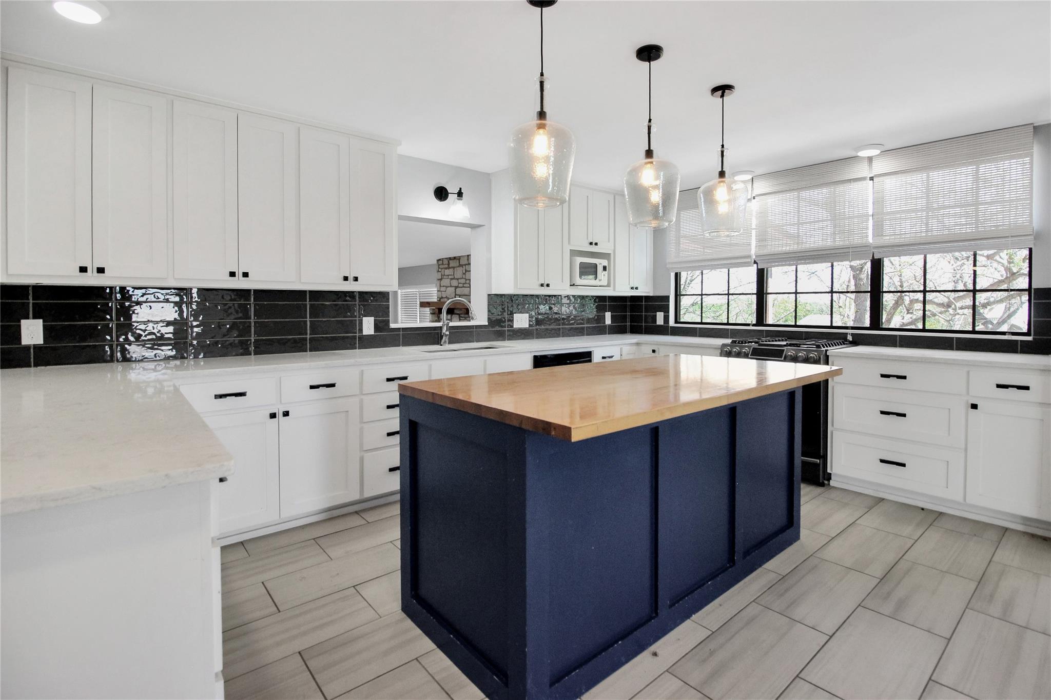 Single Family Residence