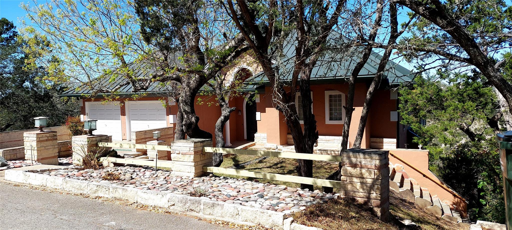 Single Family Residence