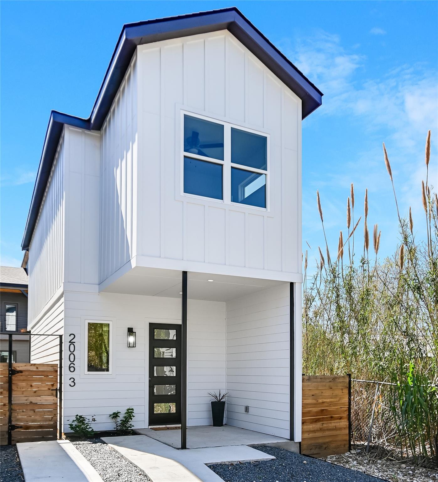 Single Family Residence