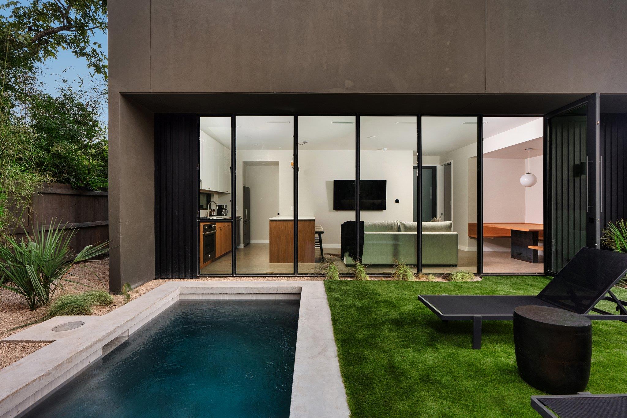 Single Family Residence
