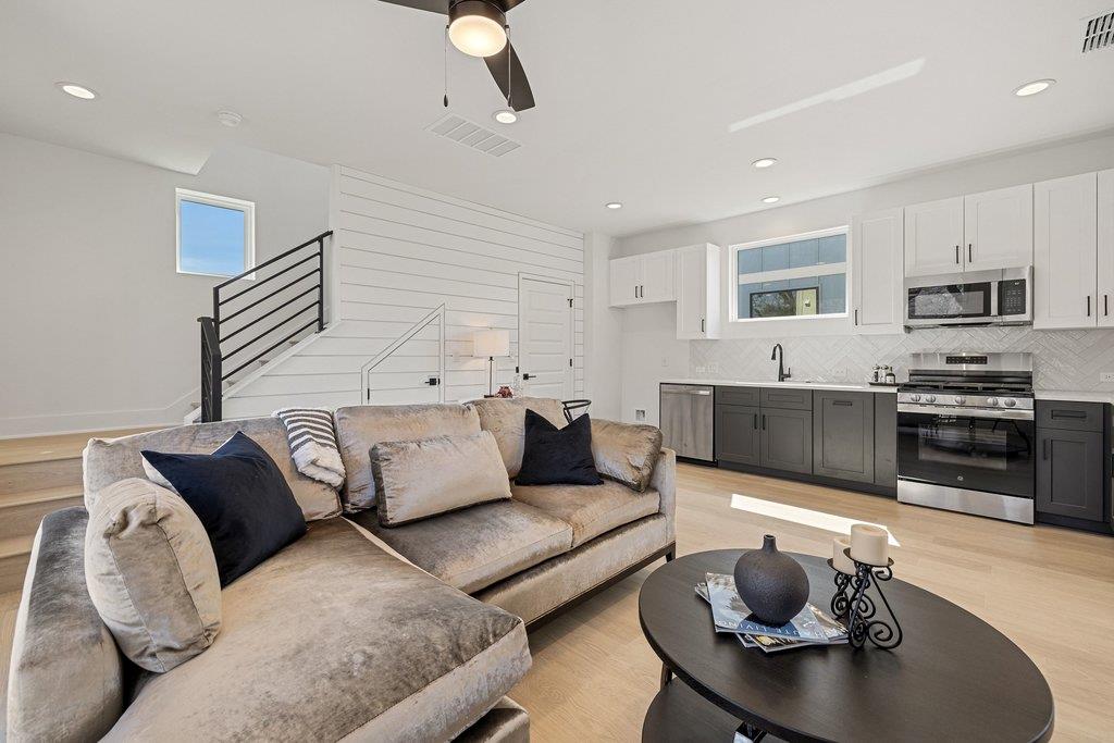 Single Family Residence