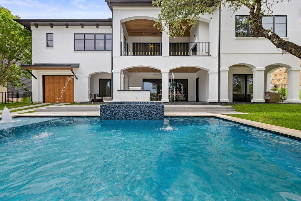 Single Family Residence