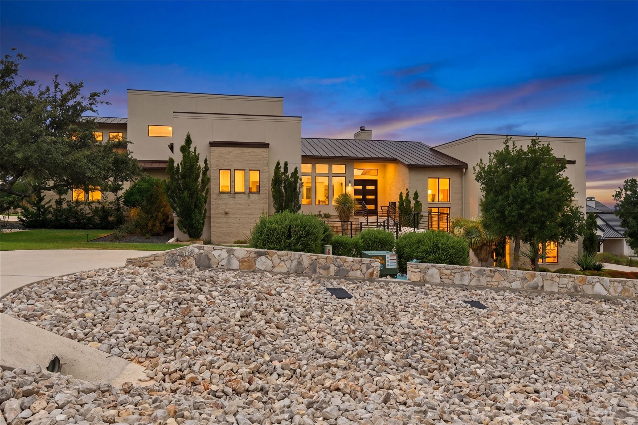 Single Family Residence