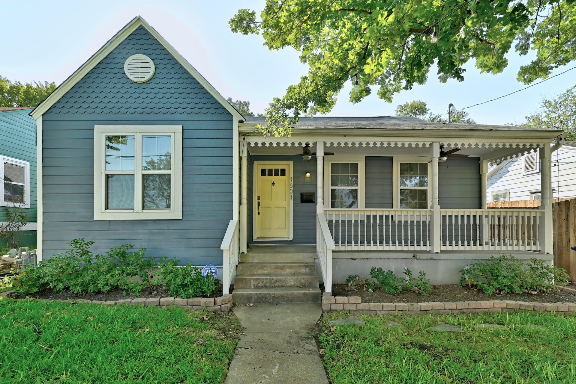Single Family Residence