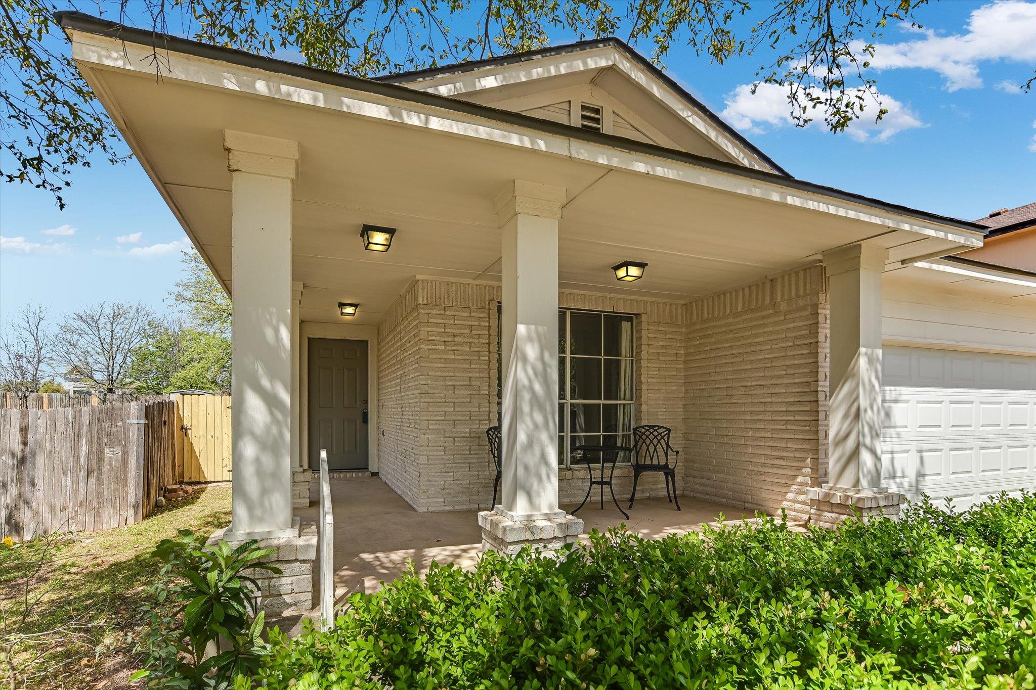 Single Family Residence
