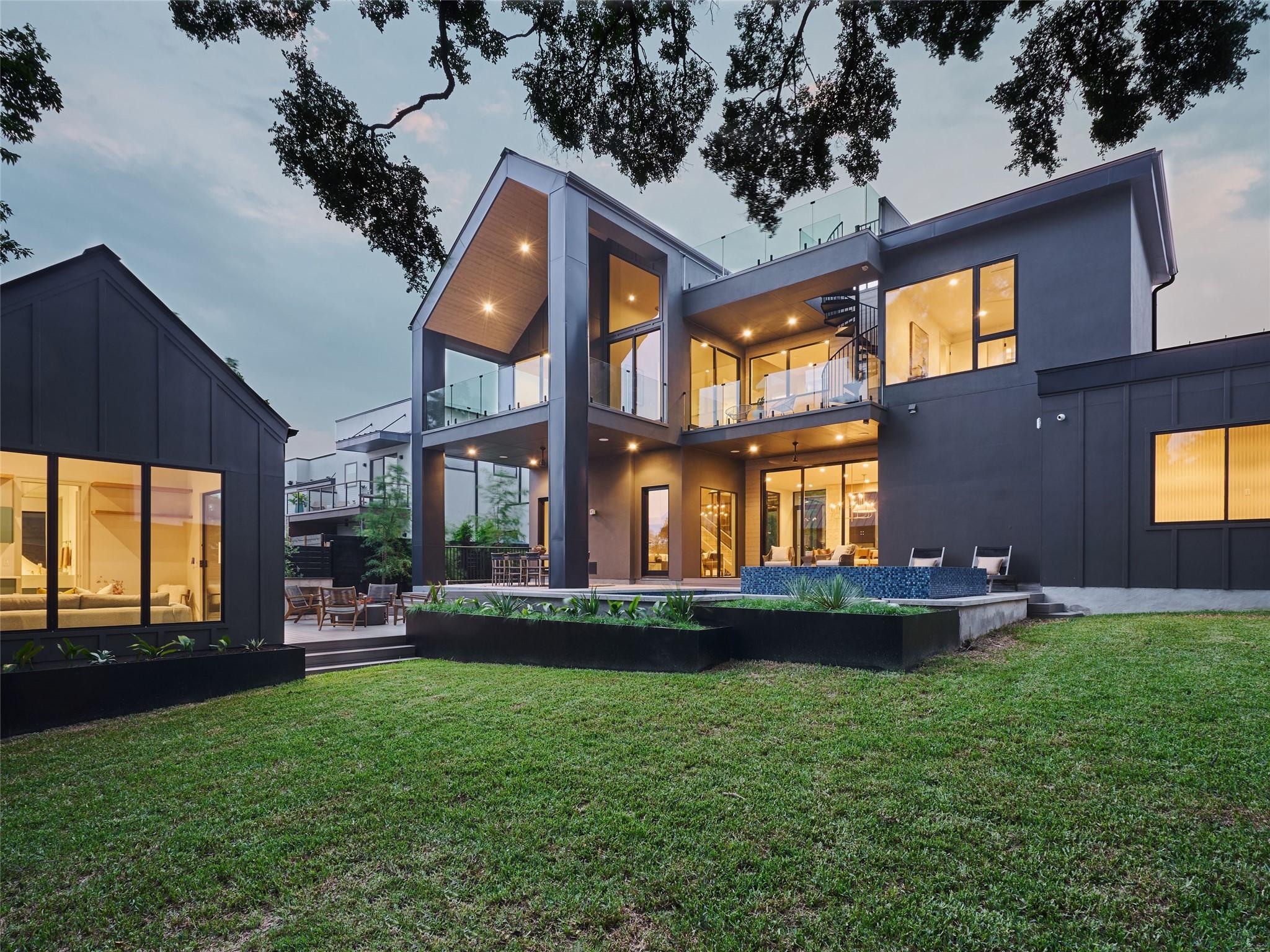 Single Family Residence