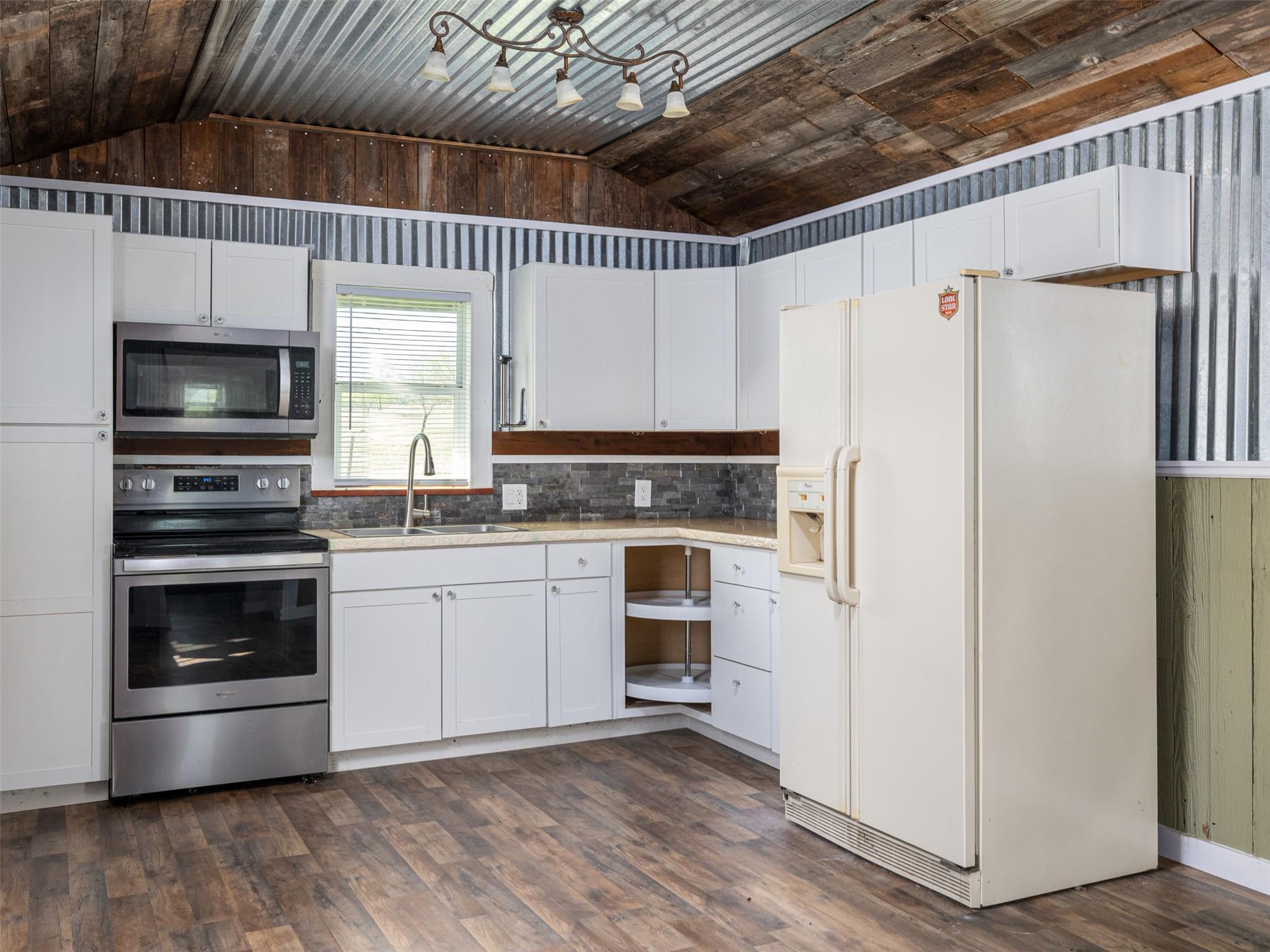 Photo 30