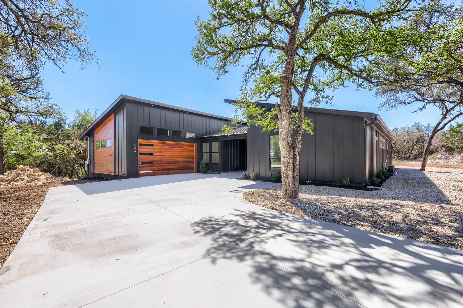 Single Family Residence