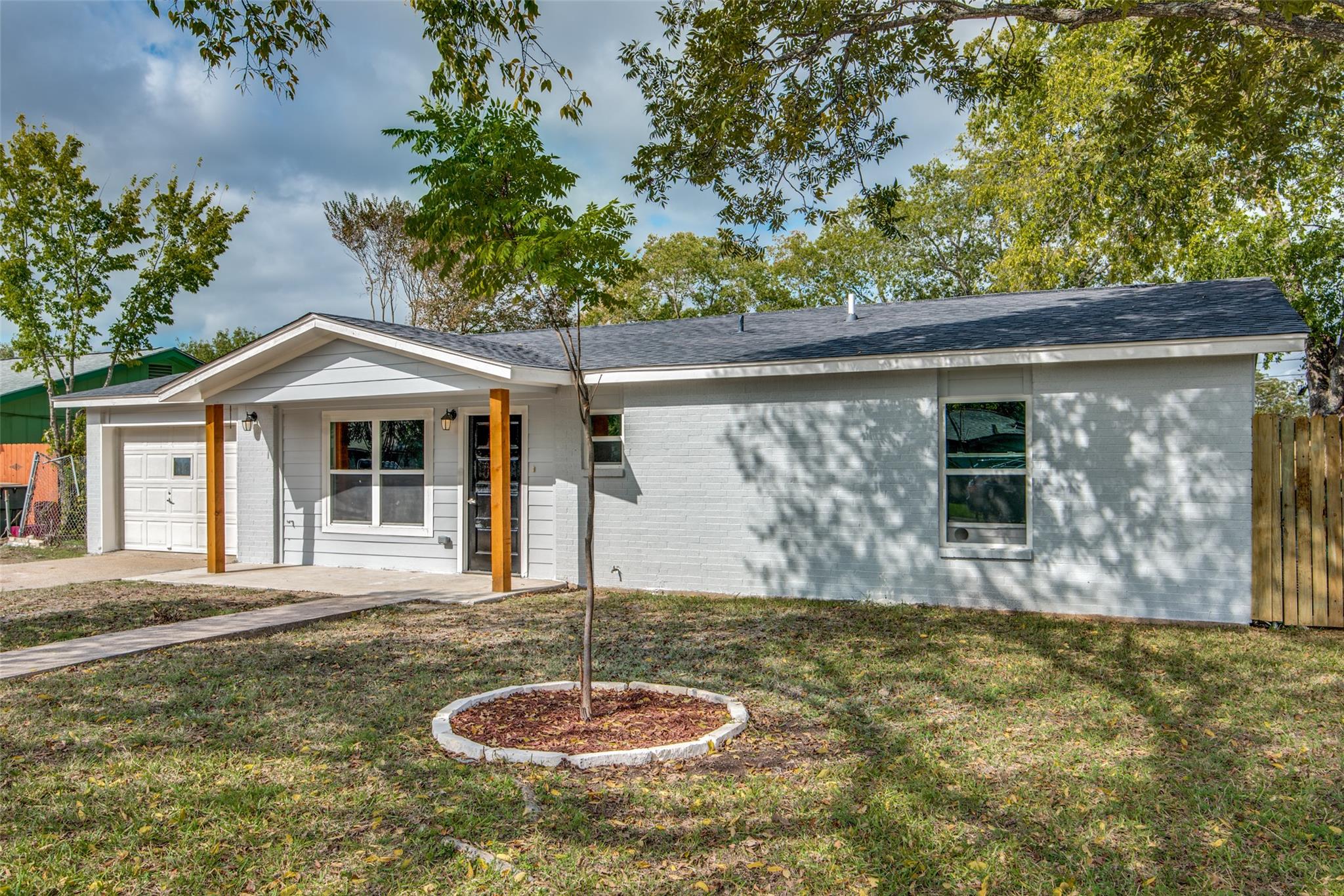 Single Family Residence