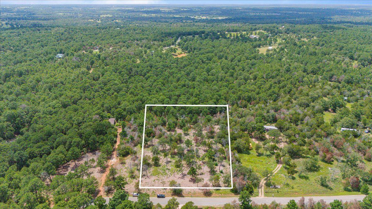 000 Pine Valley