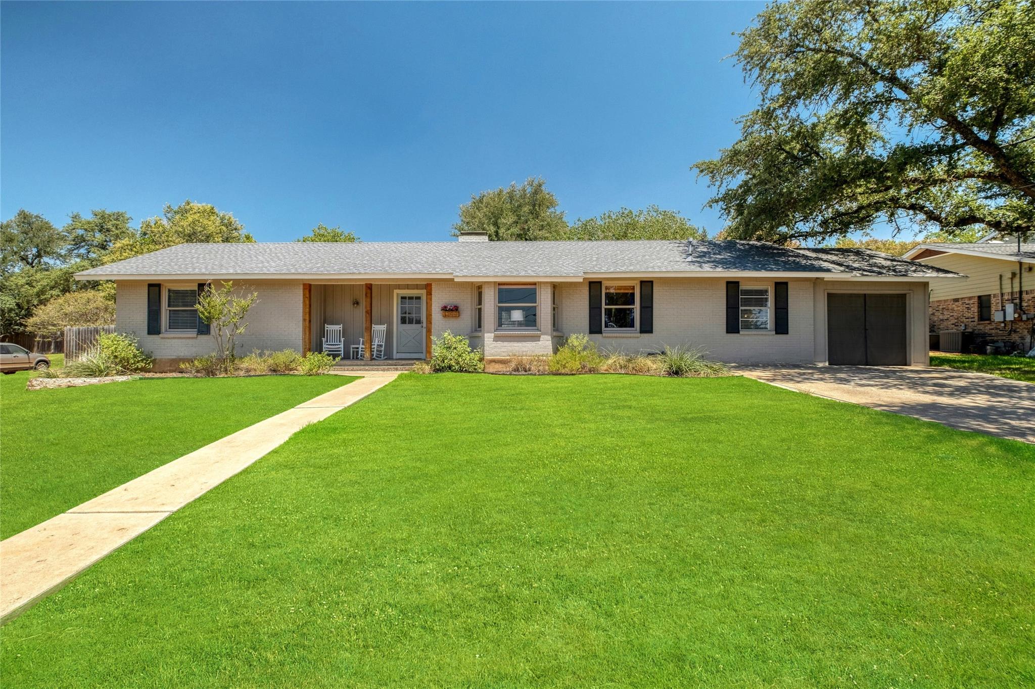 Single Family Residence