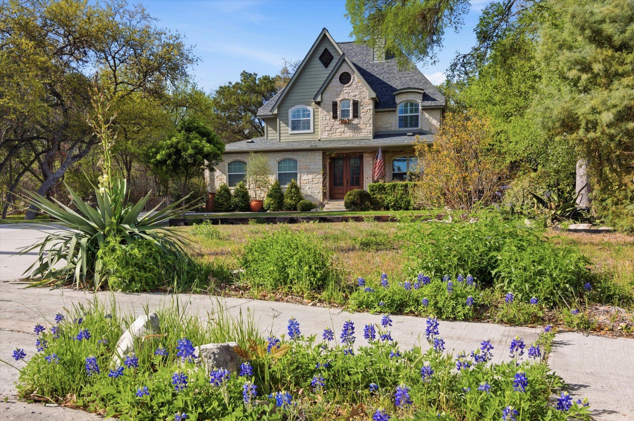 Single Family Residence