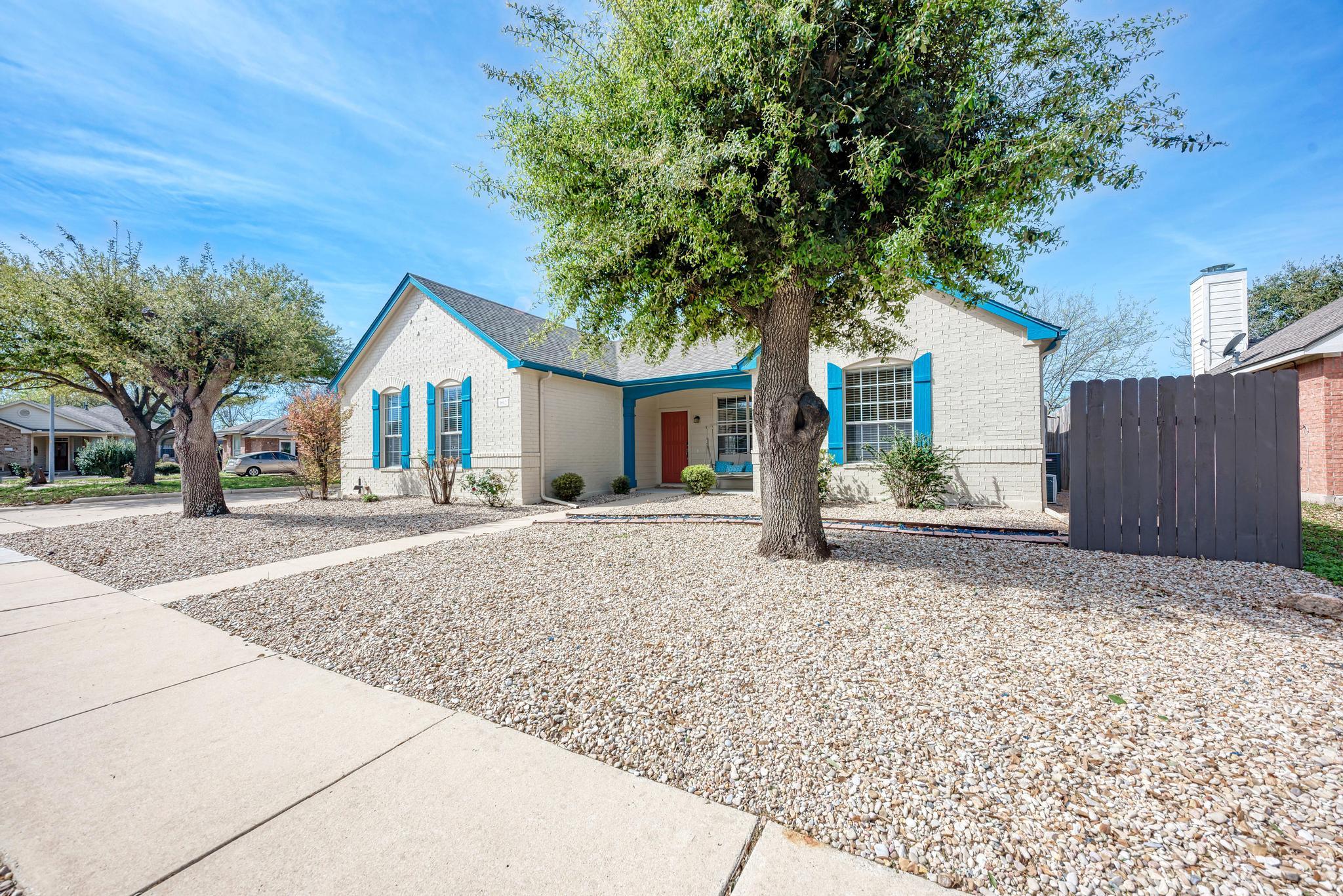 Single Family Residence