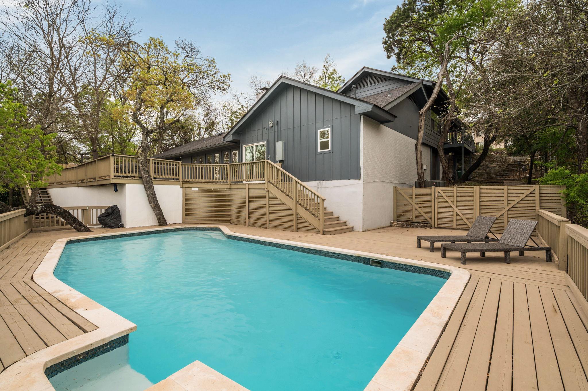 Single Family Residence