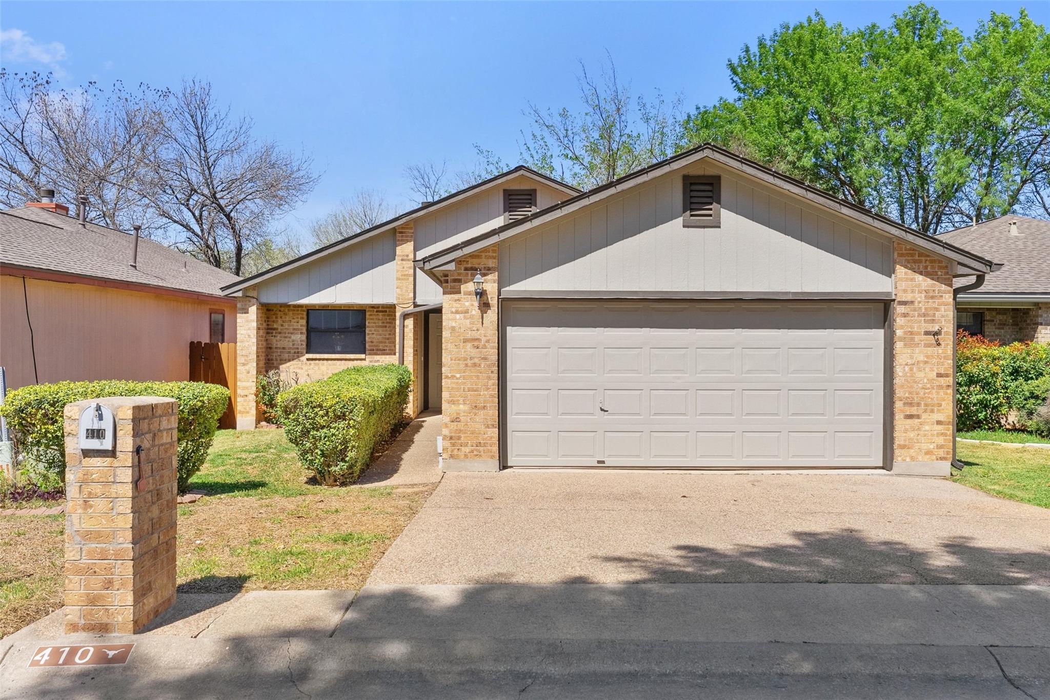 Single Family Residence