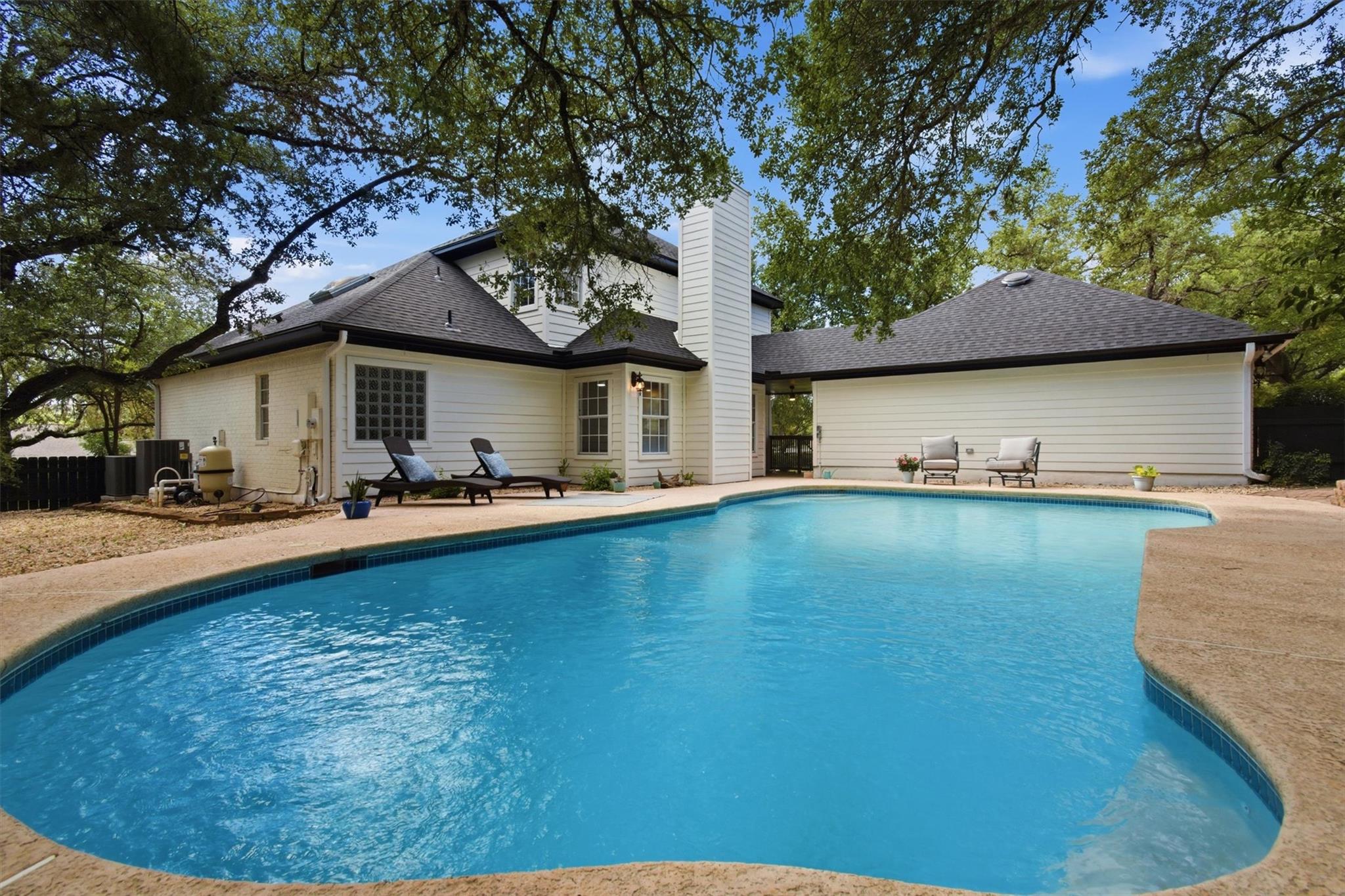 Single Family Residence