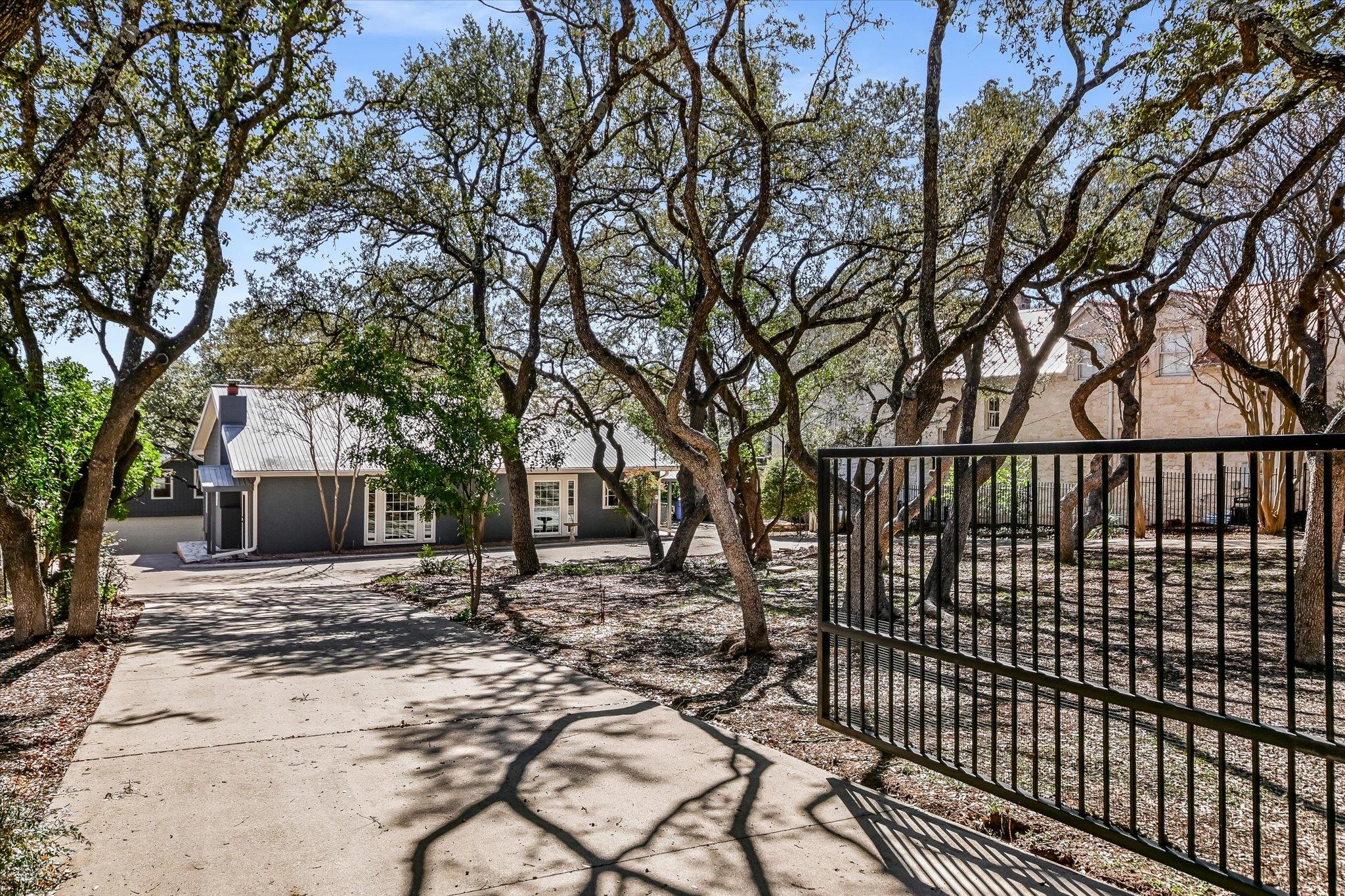 Single Family Residence