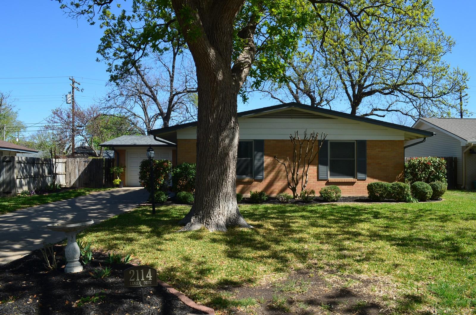 Single Family Residence