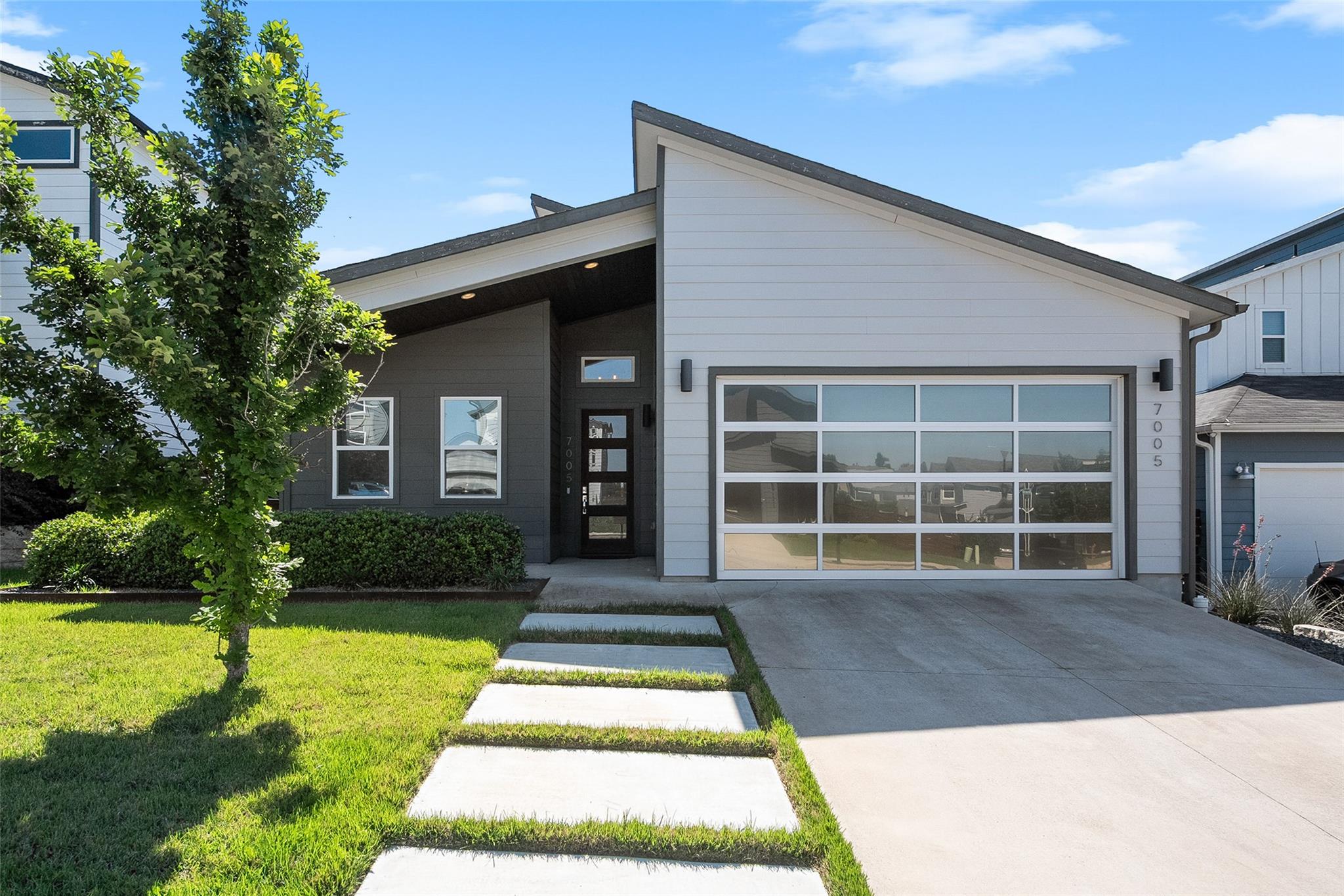 Single Family Residence