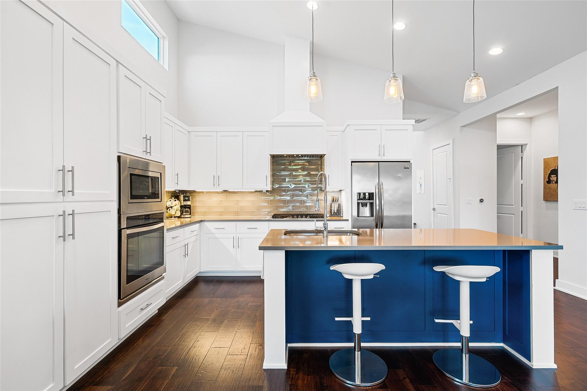 Photo 2