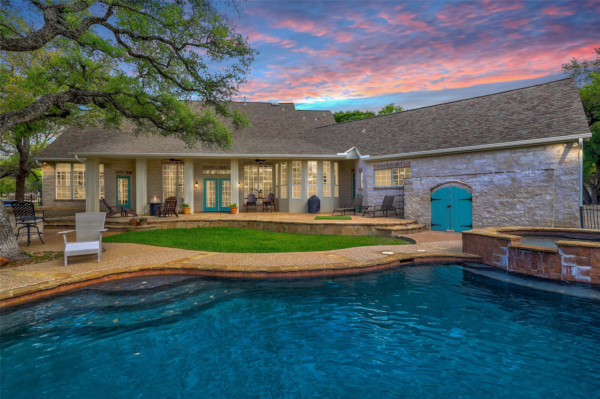 Single Family Residence