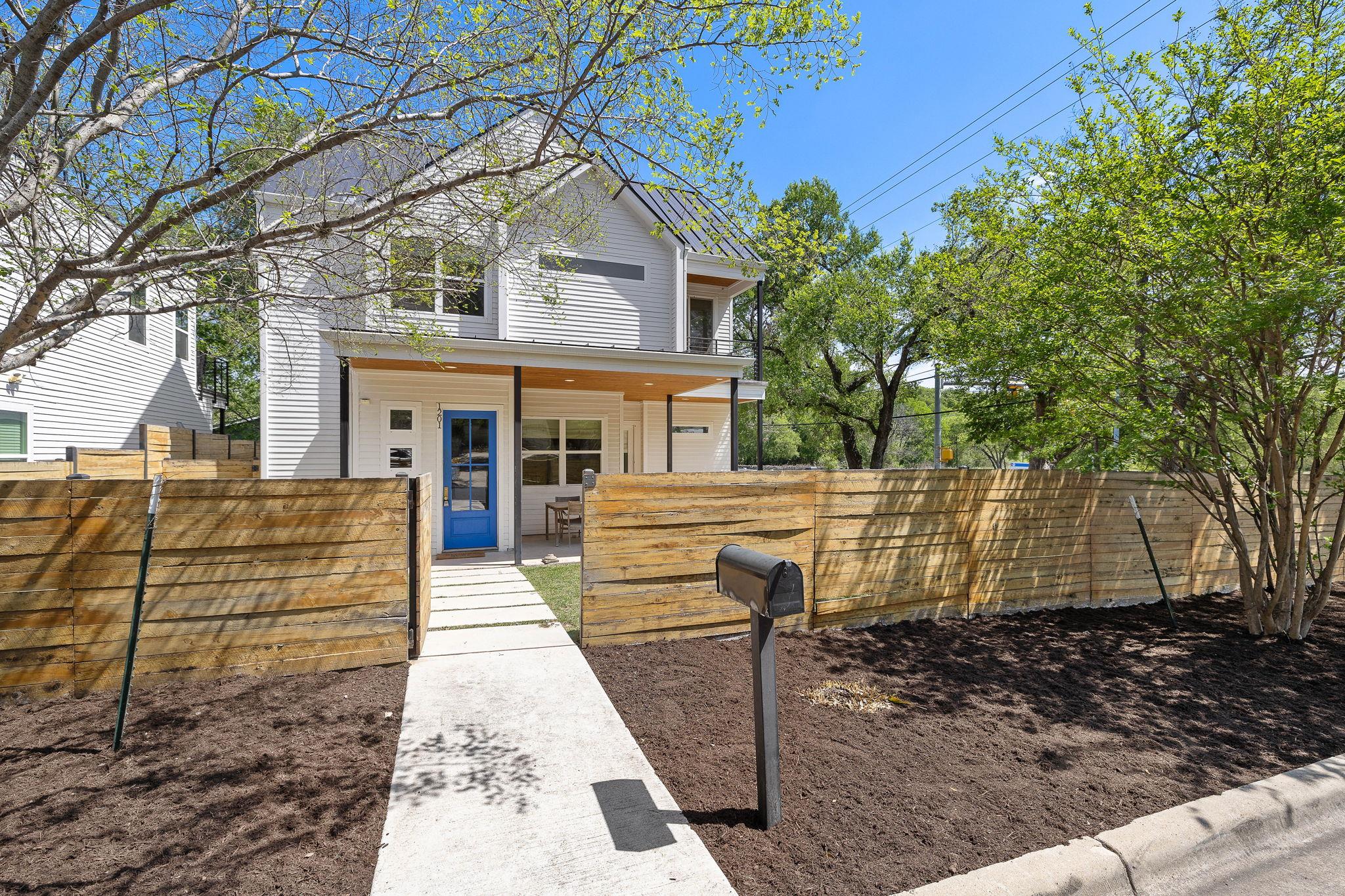 Single Family Residence
