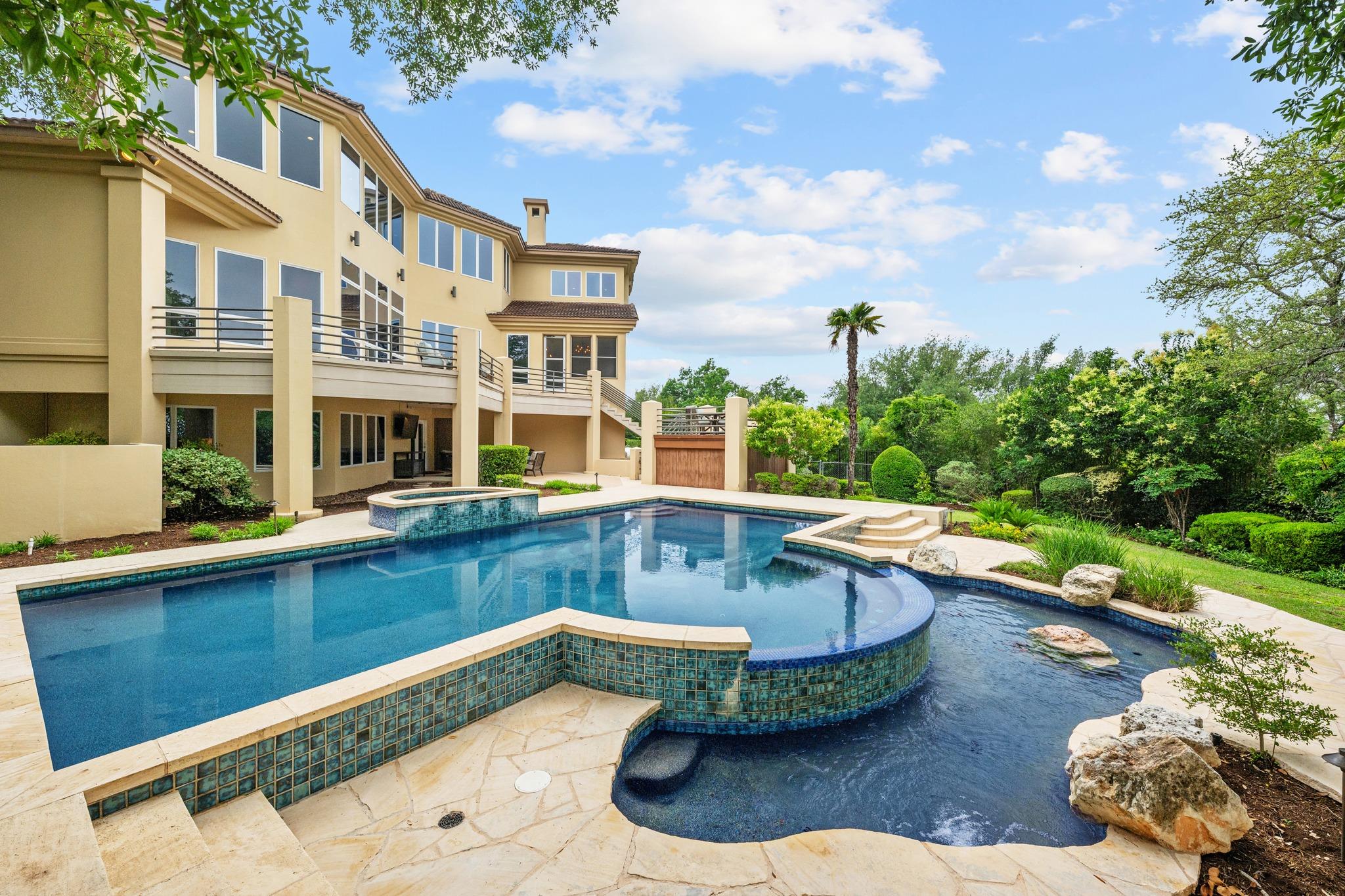 Single Family Residence