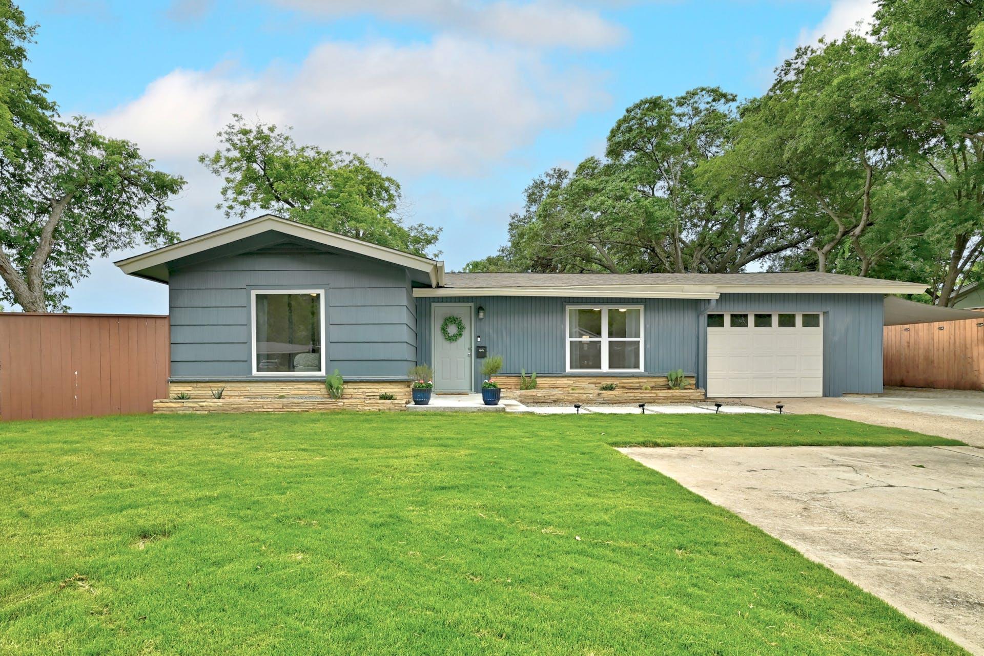 Single Family Residence