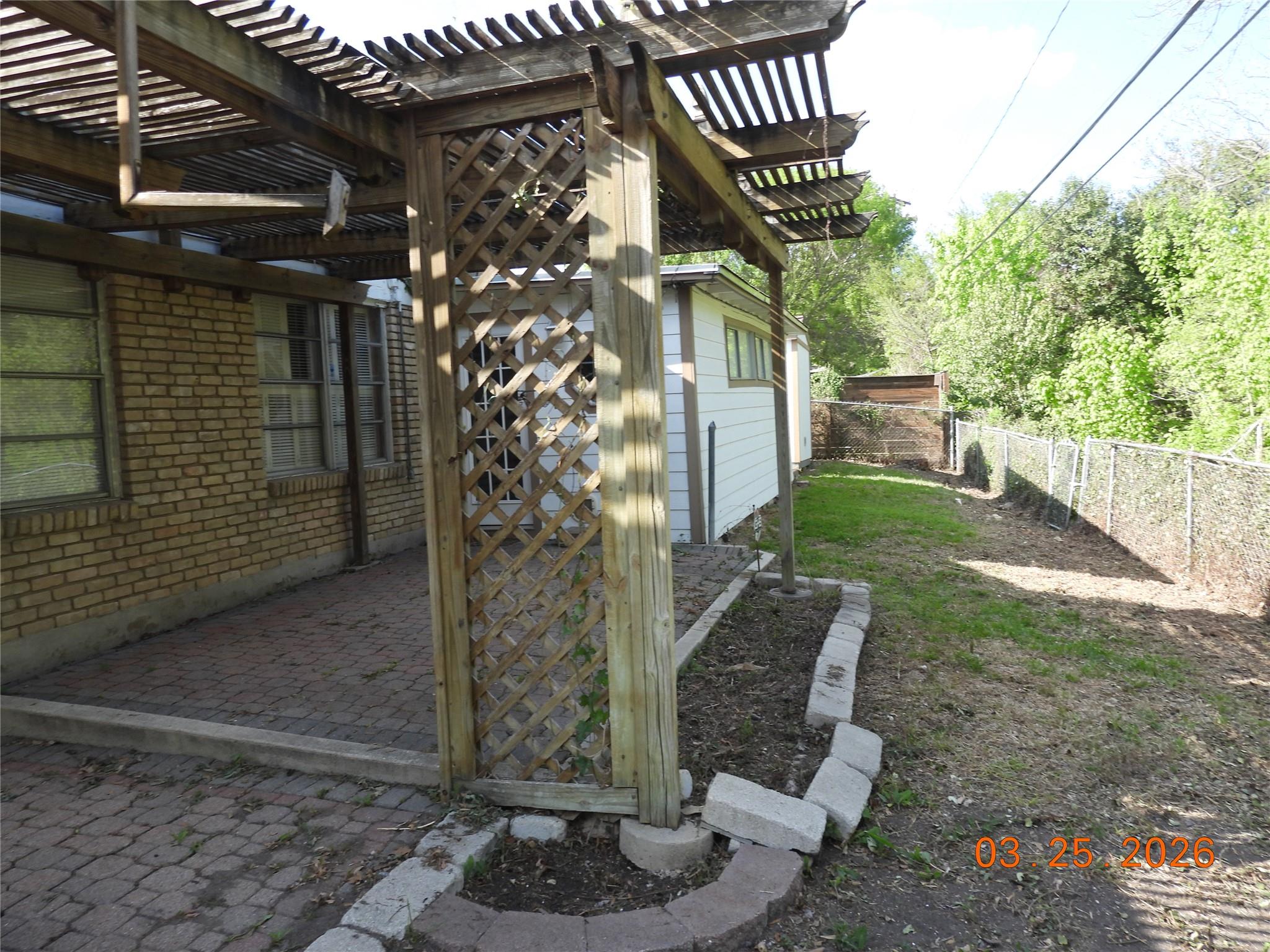 Photo 13