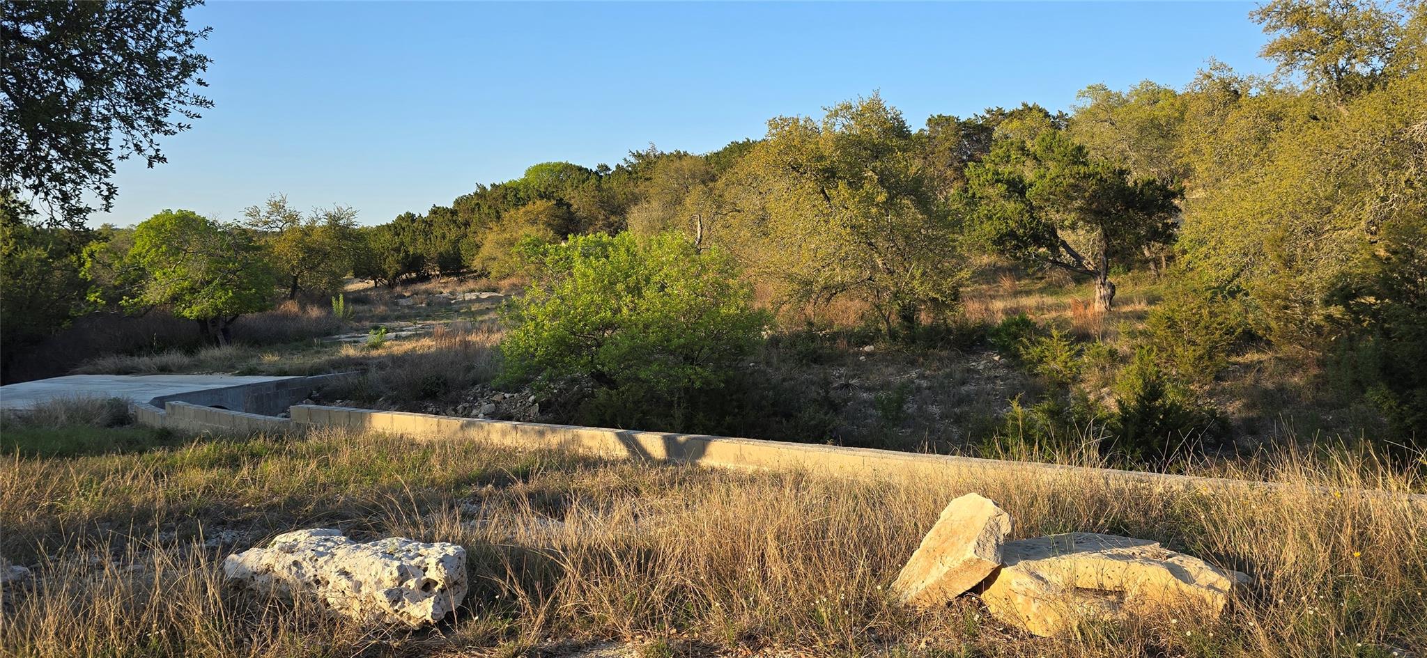 7605 White Oak
