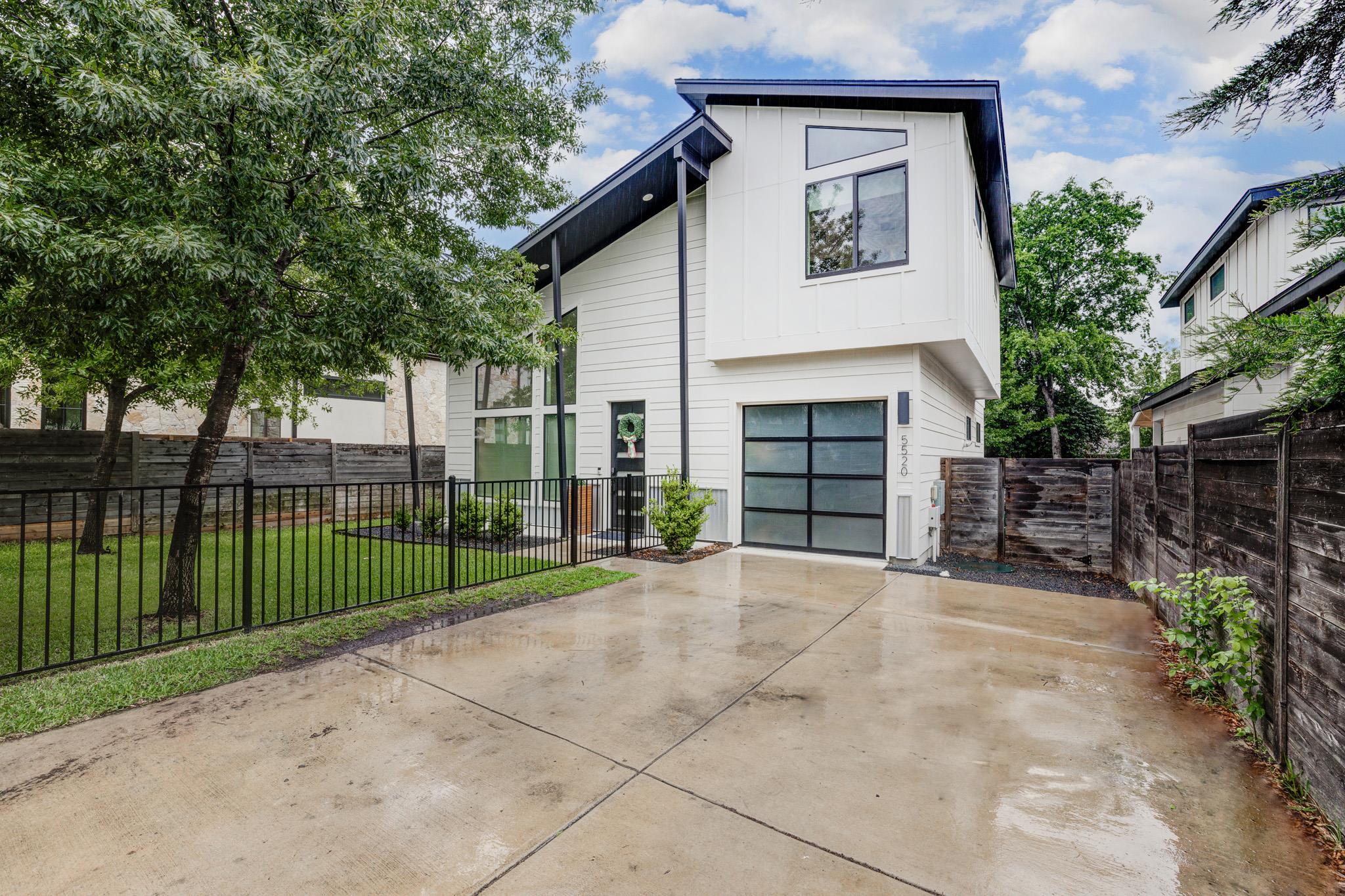 Single Family Residence