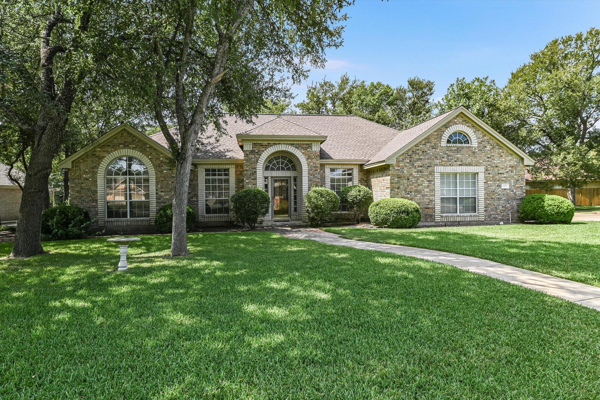 Single Family Residence