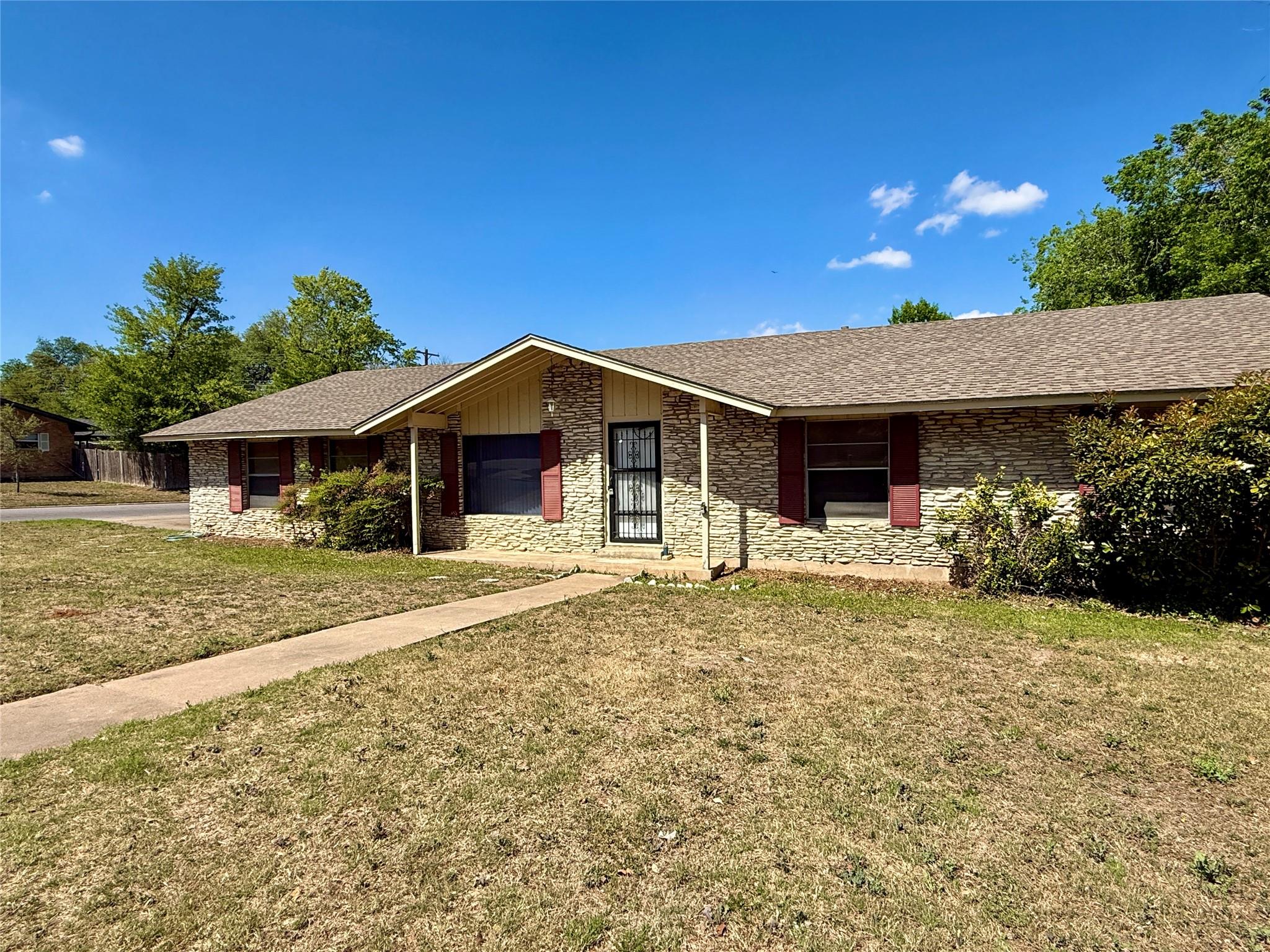 Single Family Residence