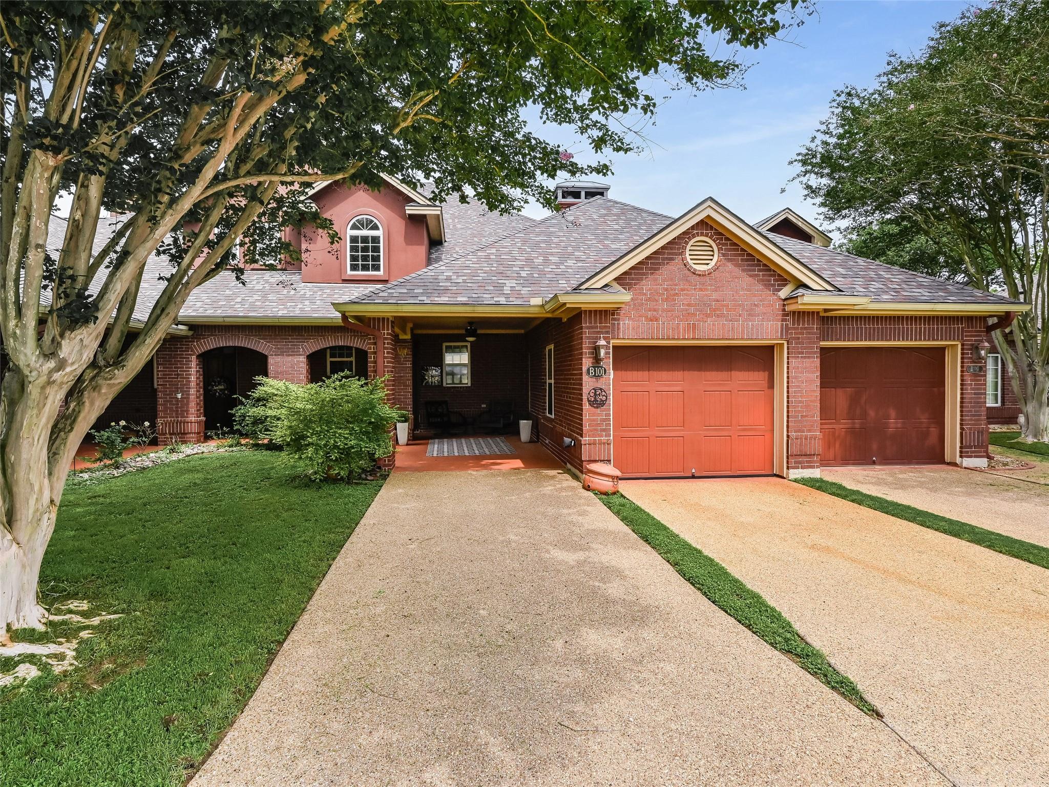 Single Family Residence