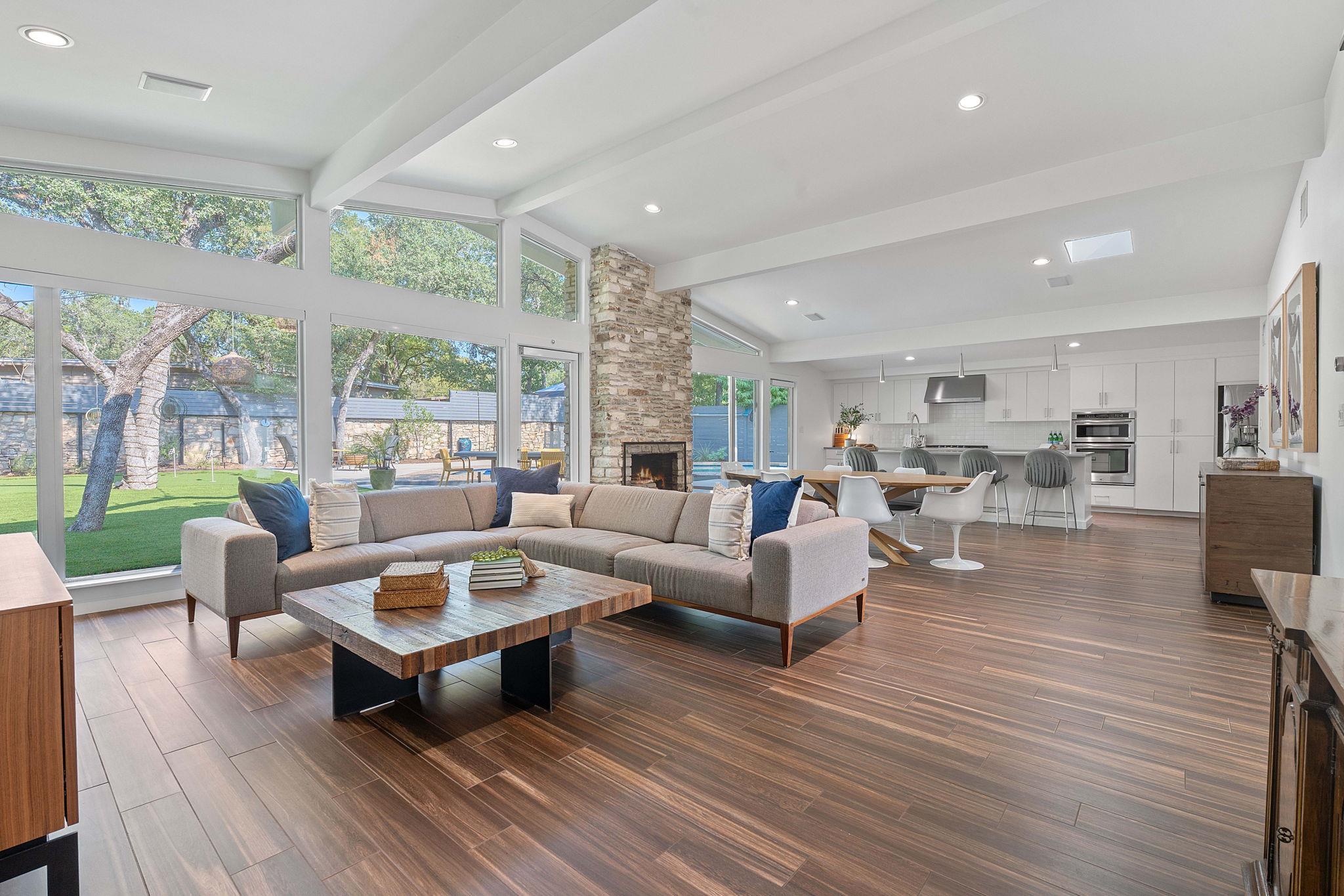 412 Ridgewood