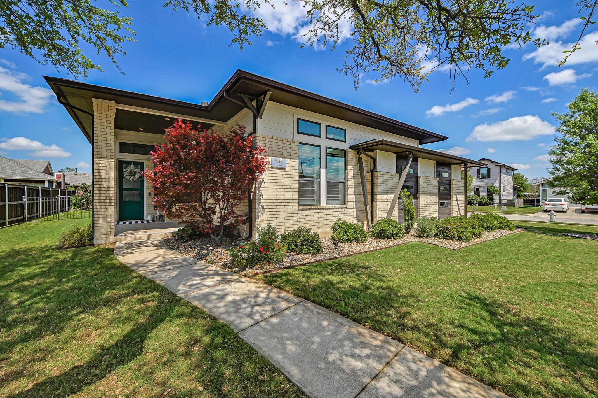 Single Family Residence