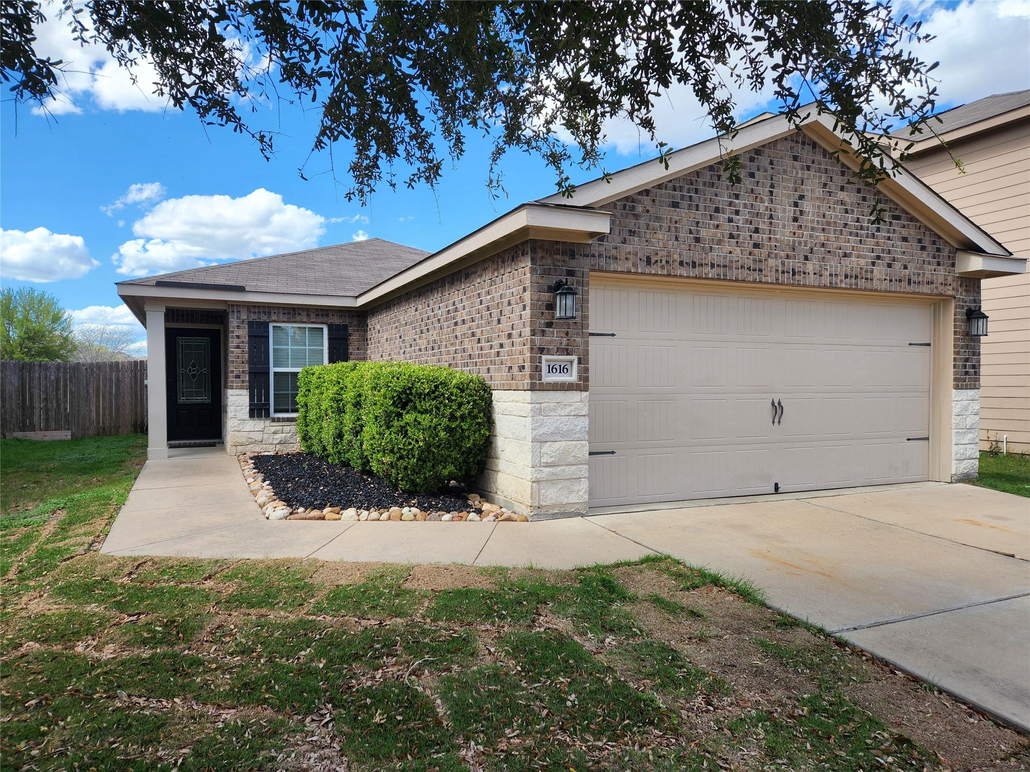 Single Family Residence