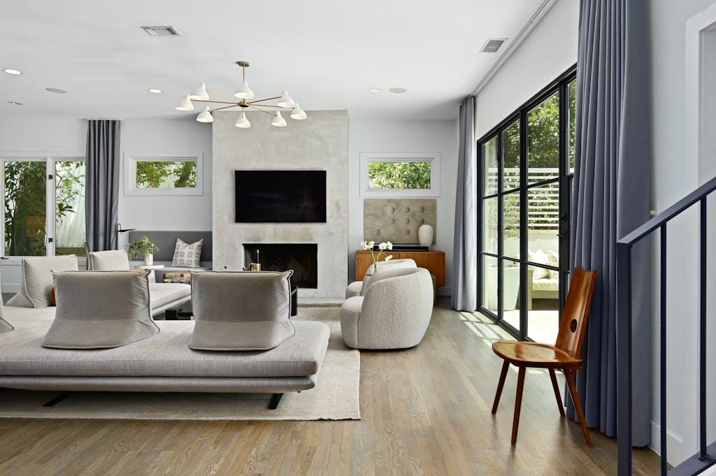 Single Family Residence
