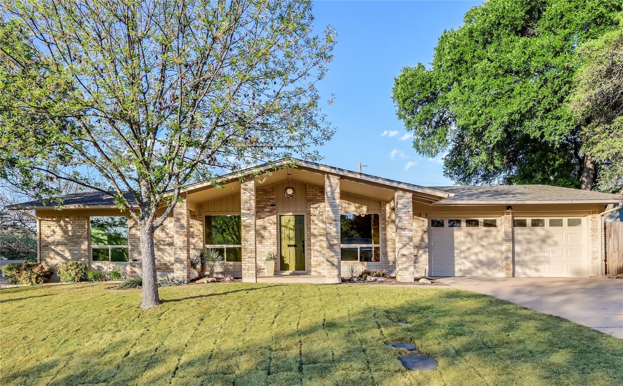 Single Family Residence