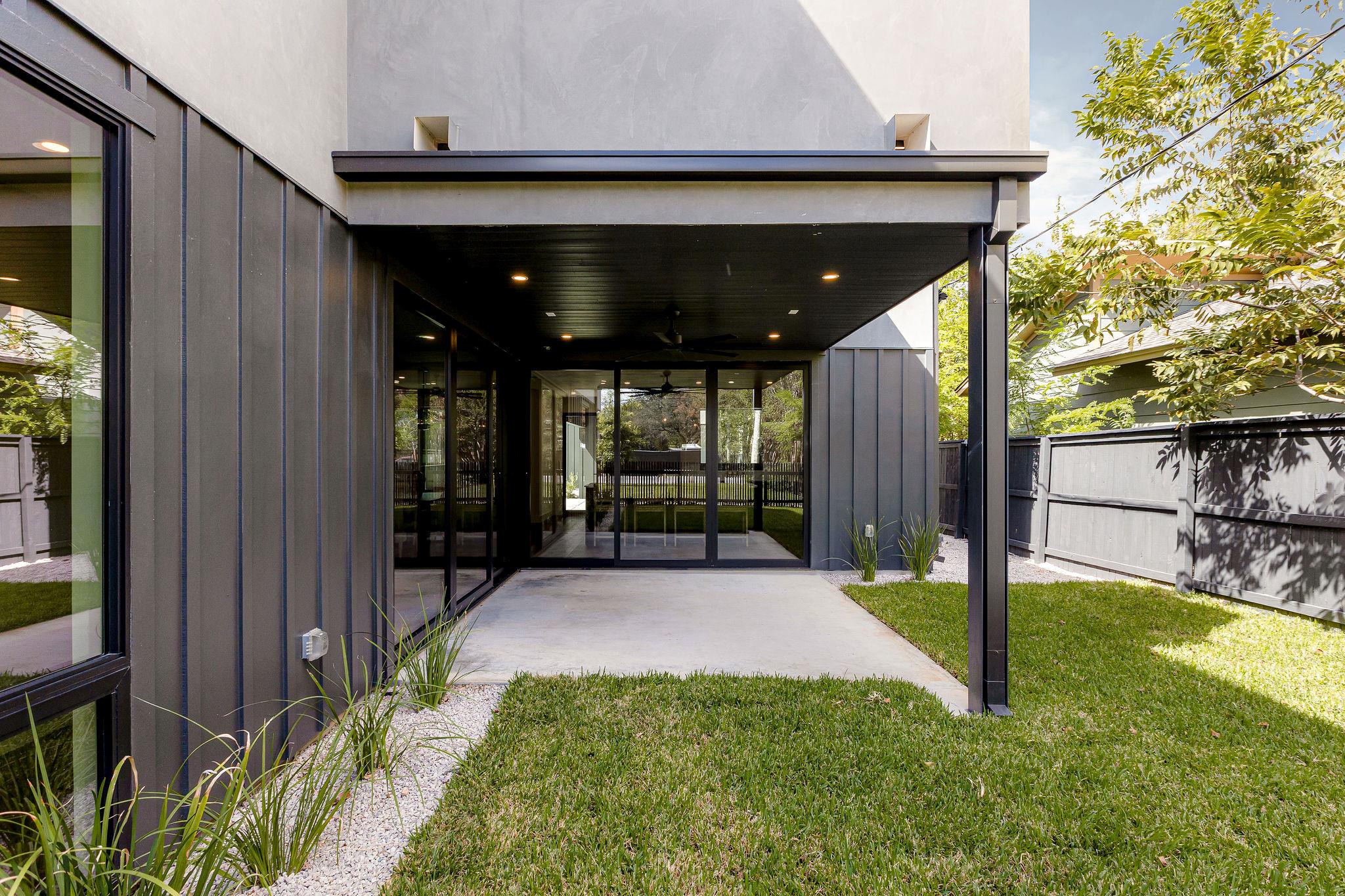 Single Family Residence