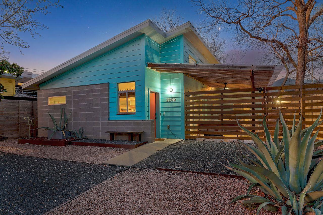 Single Family Residence