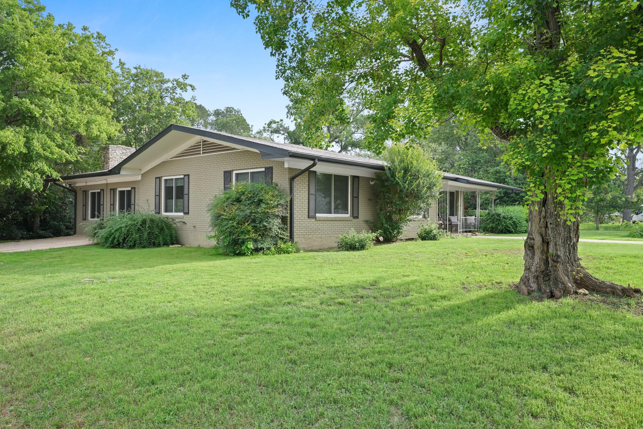 Single Family Residence