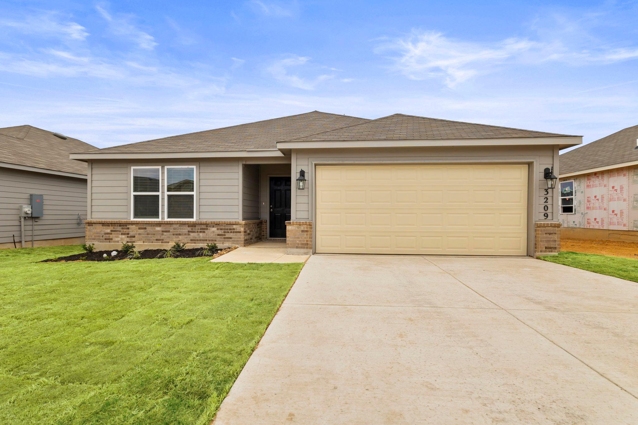 3209 Ridge