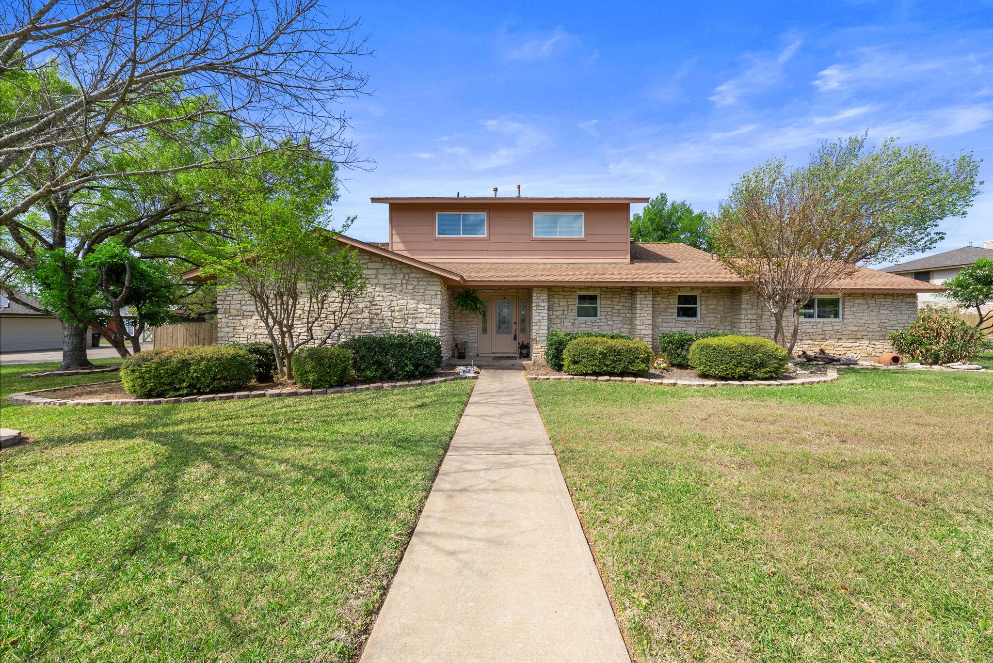 Single Family Residence