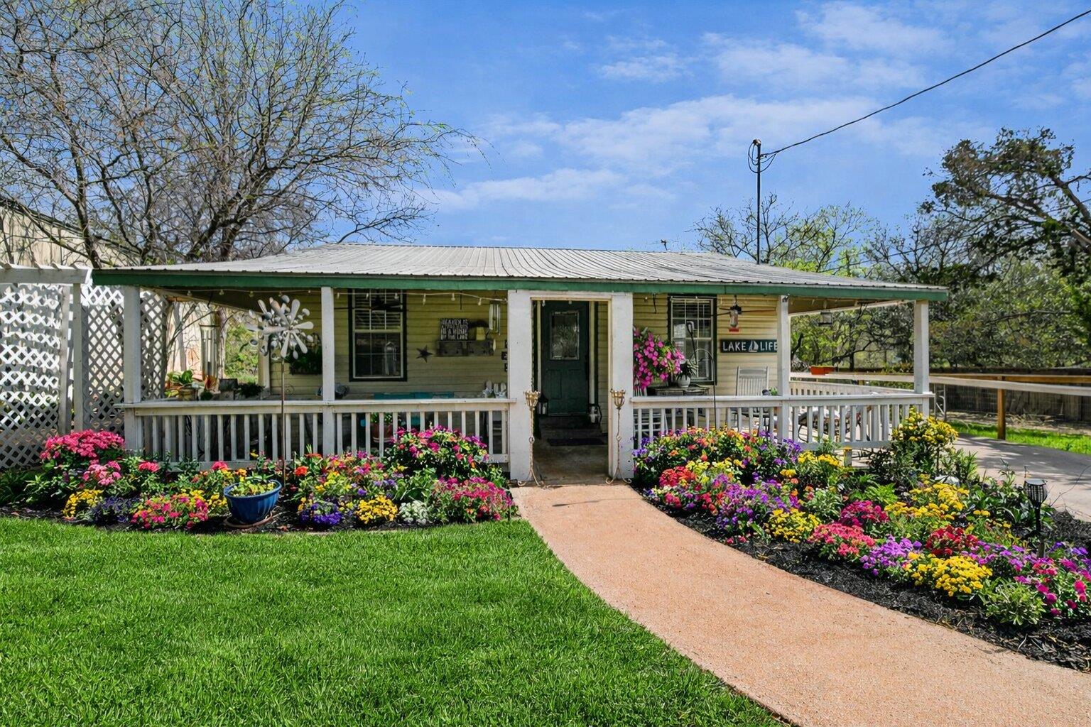 Single Family Residence