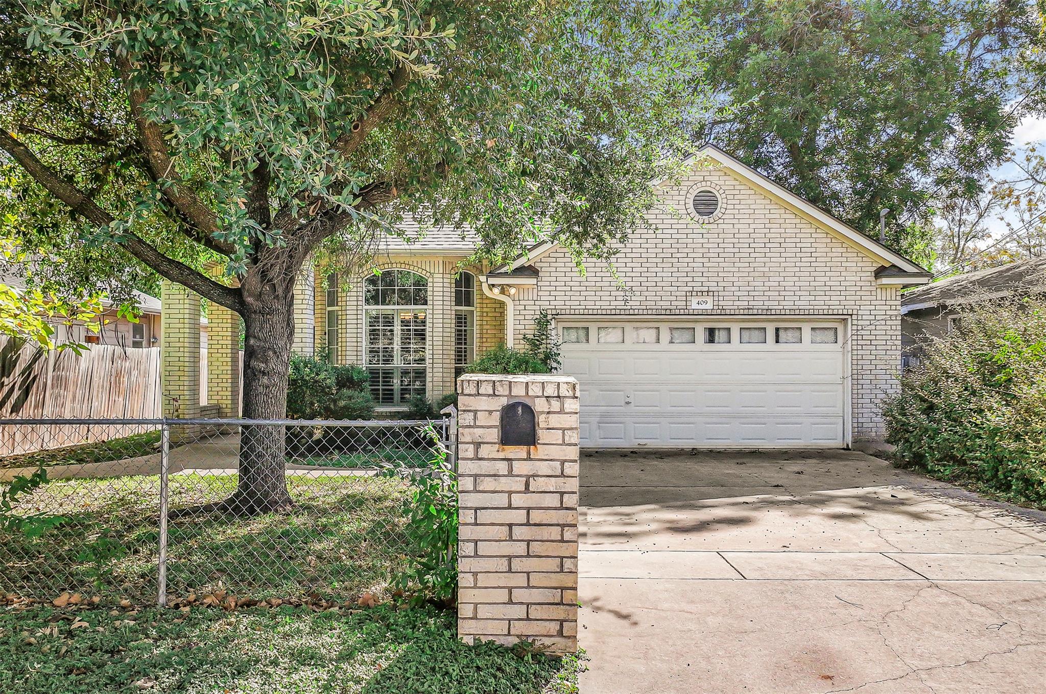 Single Family Residence