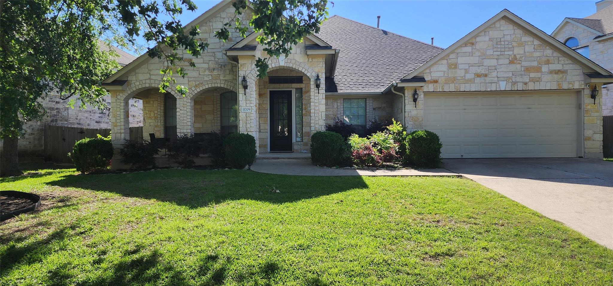 Single Family Residence