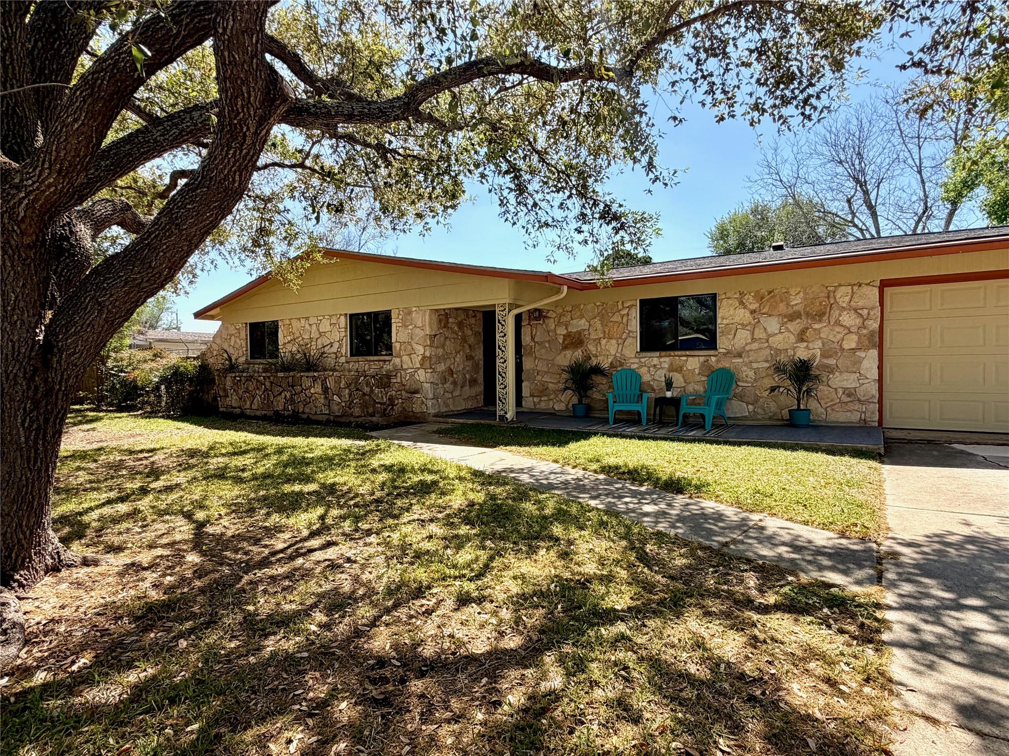 Single Family Residence