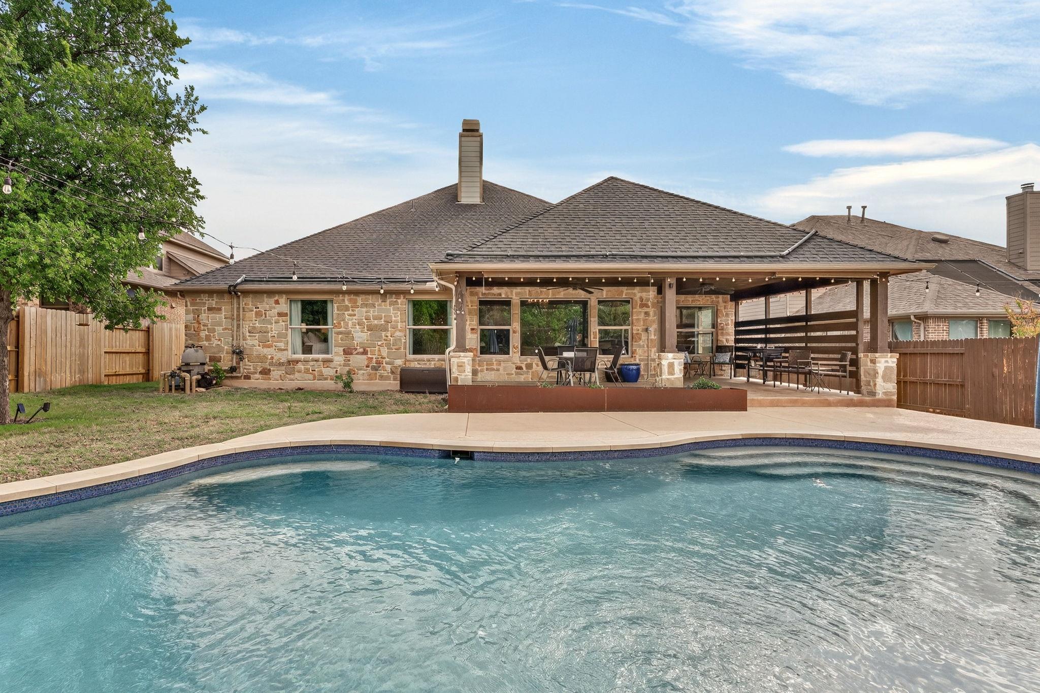 Single Family Residence